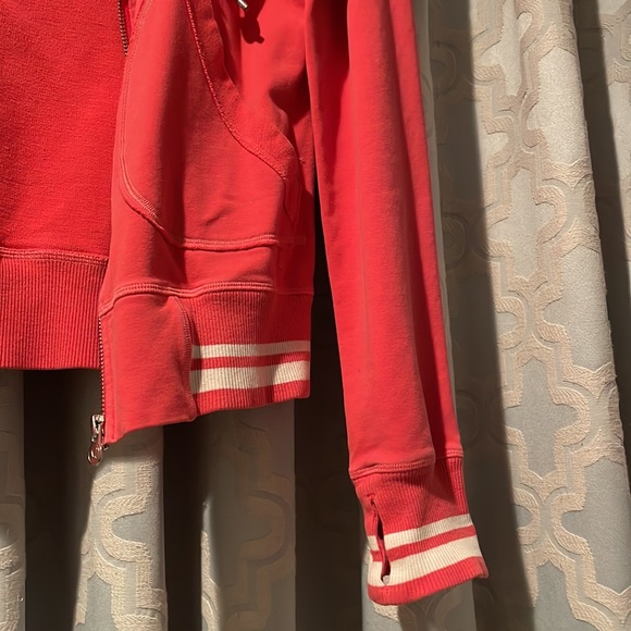 Lulu lemon coral jacket - Picture 3 of 3